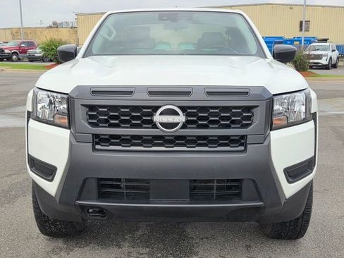 Used 2025 Nissan Frontier S AWD/4WD image 6