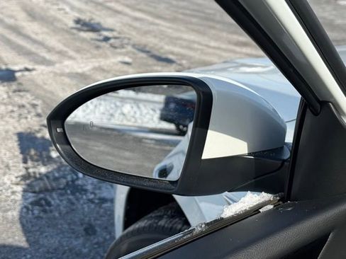 Used 2023 Volkswagen Jetta SEL image 23