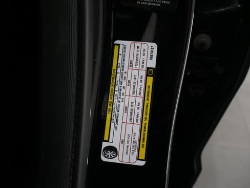 Used 2023 Jeep Grand Cherokee L Laredo AWD/4WD image 64