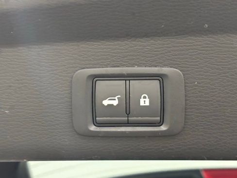 Used 2024 Mitsubishi Outlander FWD image 8