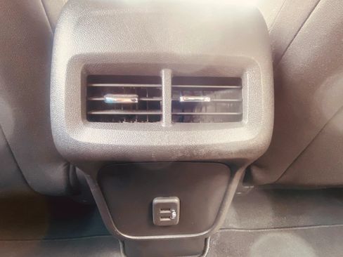Used 2023 Chevrolet Equinox LS w/ Driver Confidence II Package FWD image 21