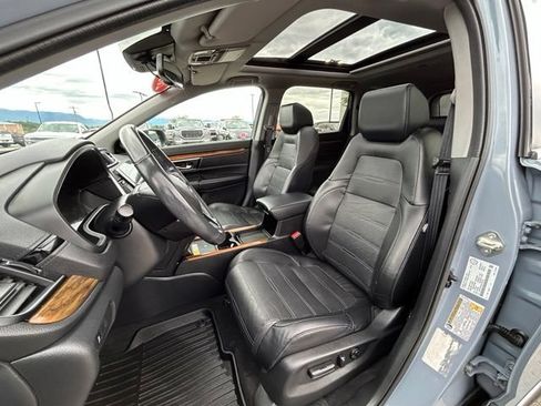 Used 2020 Honda CR-V Touring image 29