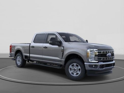 New 2026 Ford F250 XLT w/ FX4 Off-Road Package AWD/4WD image 7