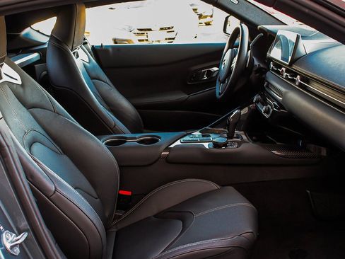 Used 2021 Toyota Supra Premium w/ Driver Assist Package image 32