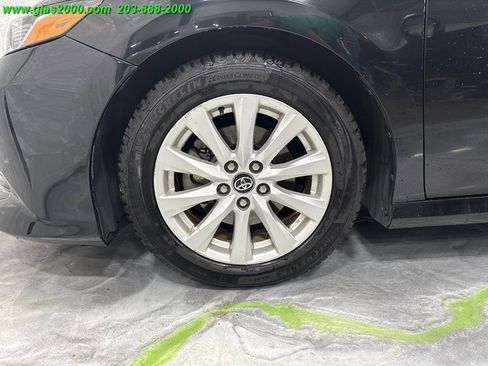 Used 2020 Toyota Camry LE image 16