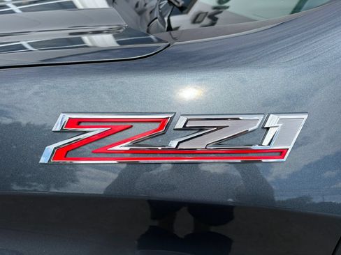 Used 2019 Chevrolet Silverado 1500 LTZ w/ LTZ Premium Package AWD/4WD image 11