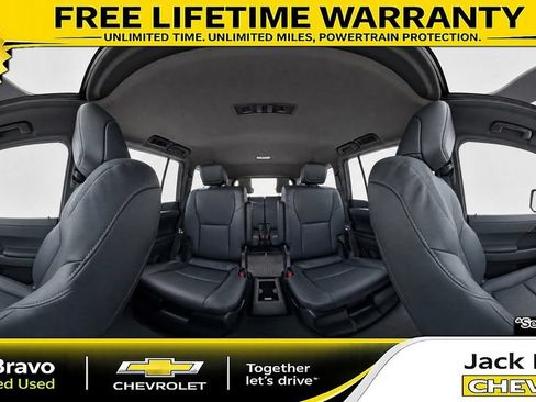 Used 2024 Lexus GX 550 w/ Accessory Package (31) AWD/4WD image 12