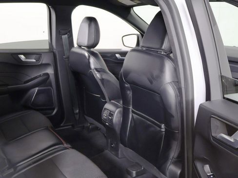 Used 2023 Ford Escape ST-Line image 24