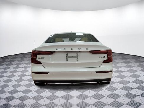 Used 2019 Volvo S60 T6 Inscription image 9