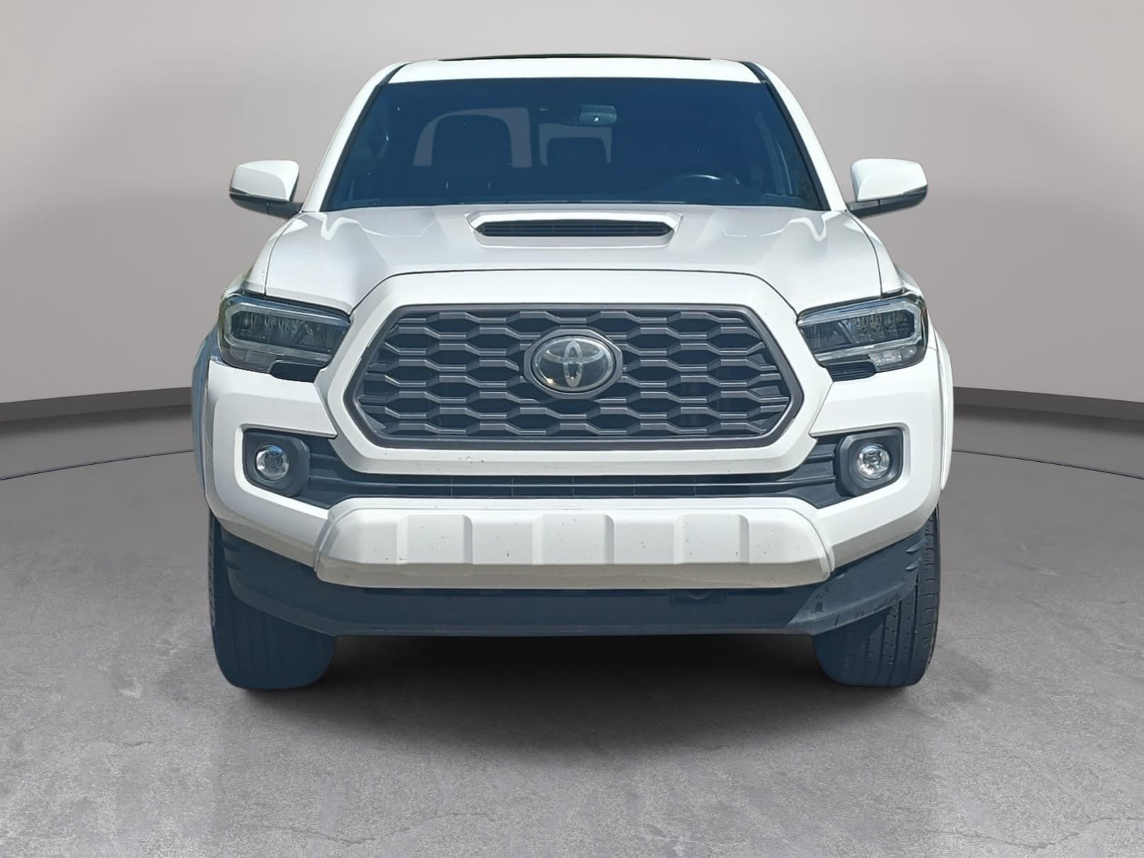 Used 2020 Toyota Tacoma TRD Sport w/ TRD Premium Sport Package AWD/4WD image 2