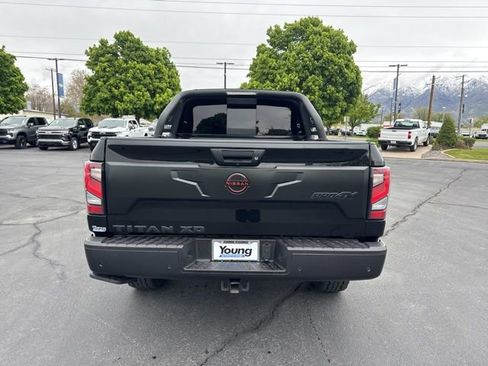 Used 2023 Nissan Titan PRO-4X w/ Pro-4x Convenience Package AWD/4WD image 6