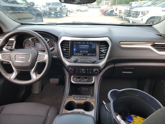 Used 2022 GMC Acadia SLE FWD image 8