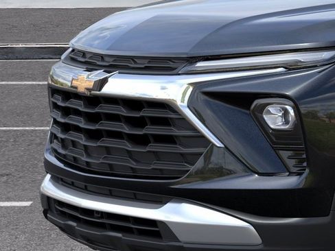 New 2026 Chevrolet TrailBlazer LT w/ Midnight Edition FWD image 14