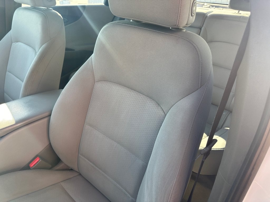Used 2016 Chevrolet Malibu LS FWD image 16