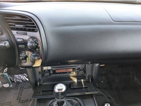 Used 2005 Honda S2000 image 13