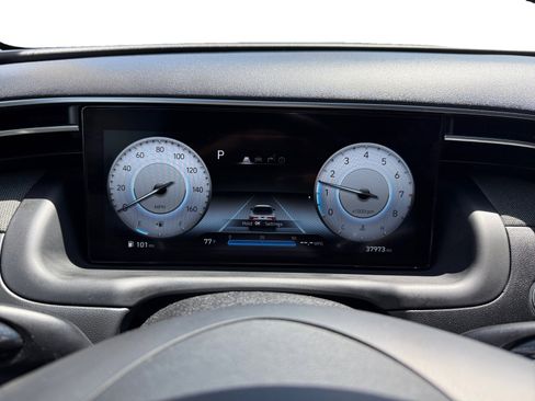 Used 2023 Hyundai Santa Cruz Limited w/ Winter Package image 11