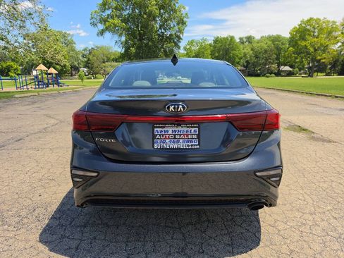 Used 2019 Kia Forte LXS FWD image 21