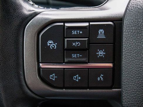 Used 2022 Ford F150 Lariat w/ Equipment Group 502A High image 26