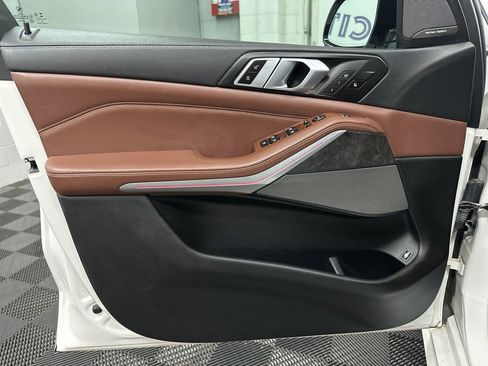 Used 2021 BMW X5 xDrive45e w/ M Sport Package image 20