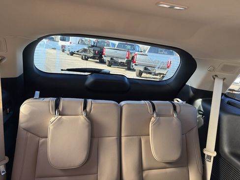 Certified 2023 Ford Explorer Limited w/ Equipment Group 301A image 14