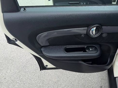 Used 2017 MINI Cooper Clubman S FWD image 18