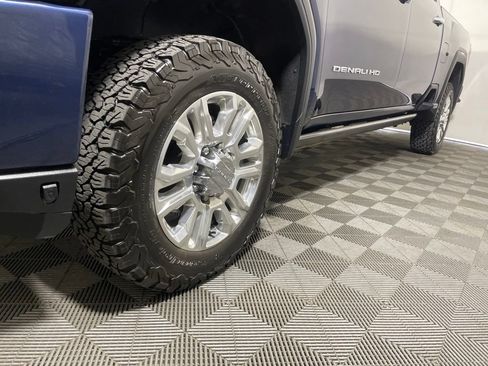 Used 2022 GMC Sierra 3500 Denali AWD/4WD image 27