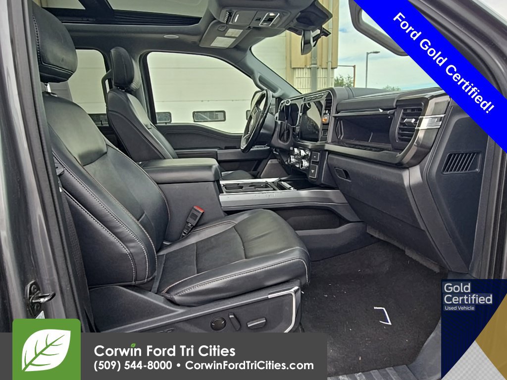 Used 2023 Ford F350 Lariat w/ Lariat Ultimate Package AWD/4WD image 3