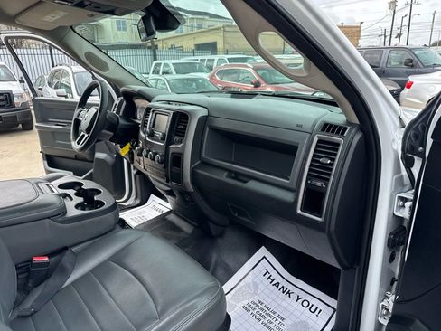Used 2016 RAM 1500 Tradesman image 39