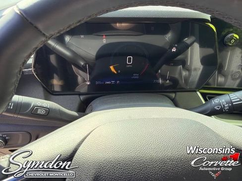 Used 2025 Chevrolet TrailBlazer LT w/ Convenience Package AWD/4WD image 11