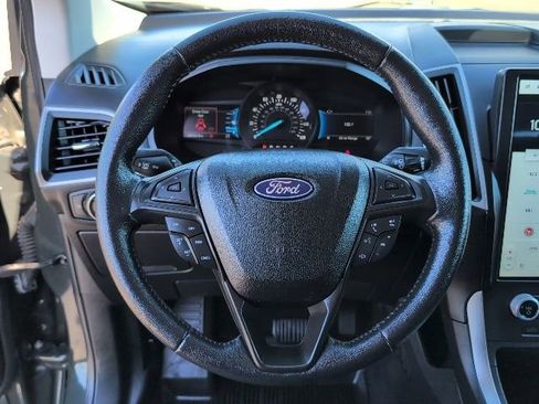 Used 2022 Ford Edge SEL w/ Convenience Package image 18