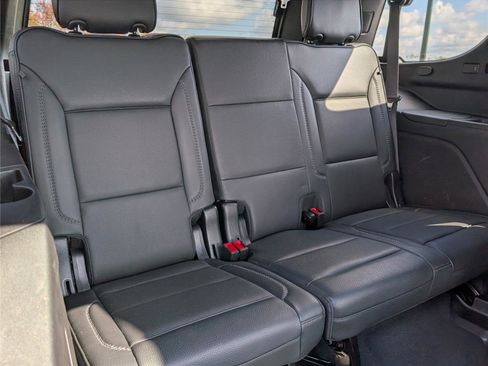 Certified 2023 GMC Yukon Denali image 13