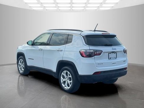 Certified 2024 Jeep Compass Latitude AWD/4WD image 5