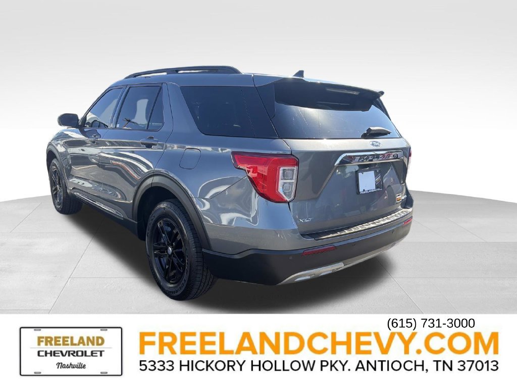 Used 2021 Ford Explorer XLT w/ Equipment Group 202A AWD/4WD image 5