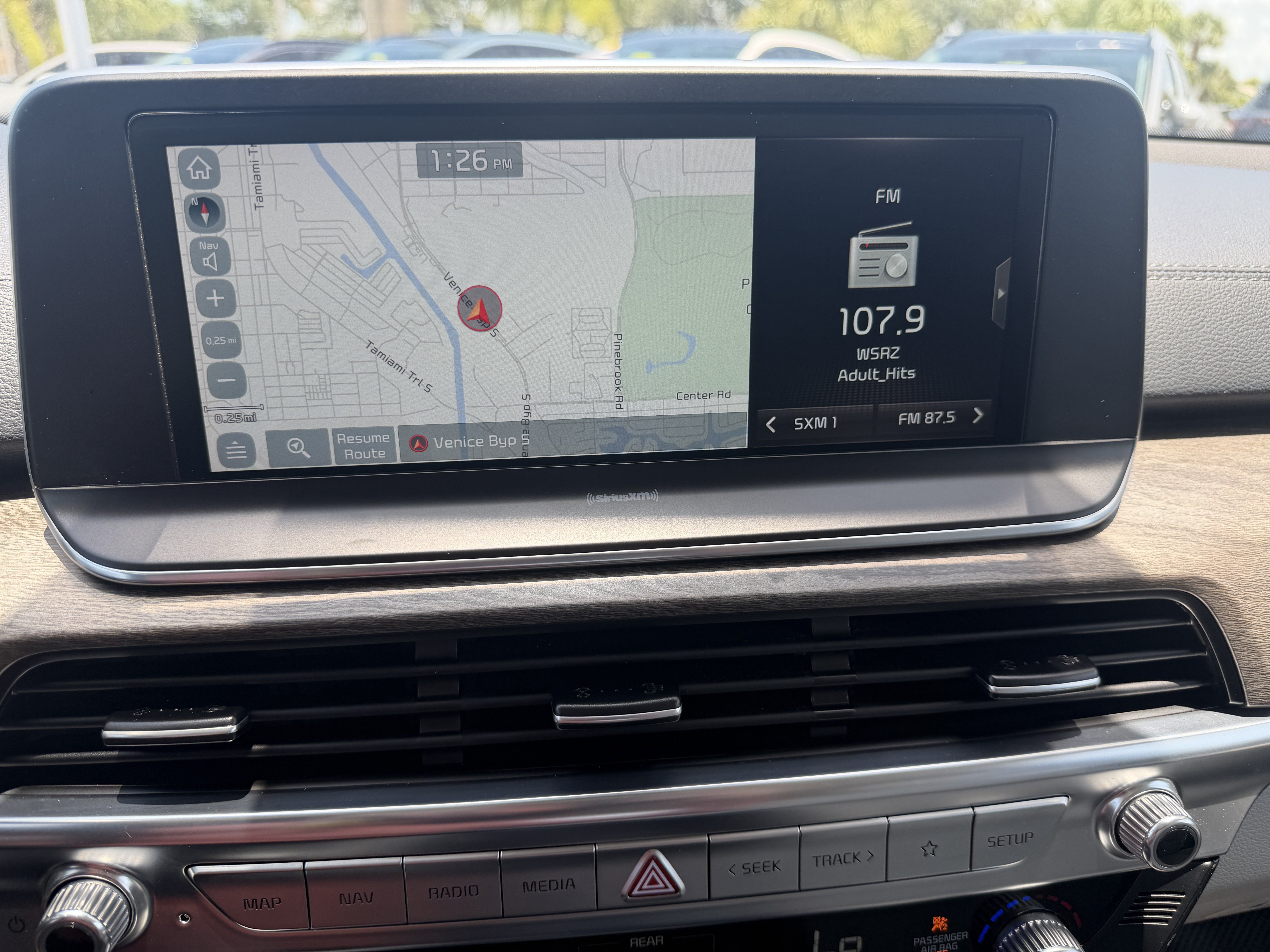 Certified 2021 Kia Telluride EX w/ EX Premium Package FWD image 25