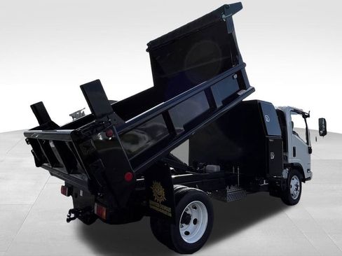 New 2024 Chevrolet Low Cab Forward RWD image 12