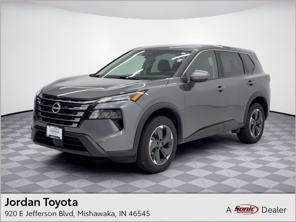 Used 2025 Nissan Rogue SV AWD/4WD image 1