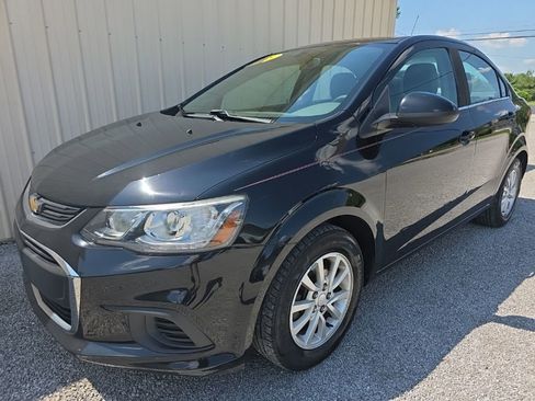Used 2018 Chevrolet Sonic LT FWD image 13