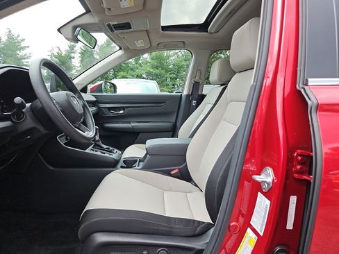 Used 2023 Honda CR-V EX image 13