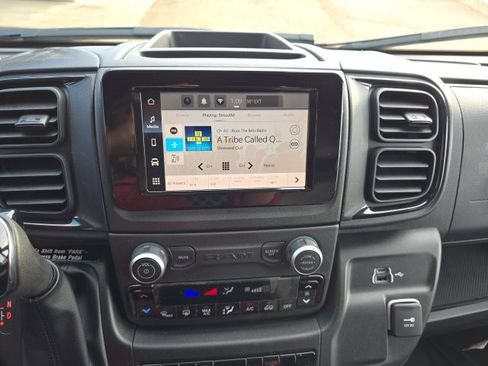 Used 2025 RAM ProMaster 2500 w/ U-Haul Equipment Group image 19