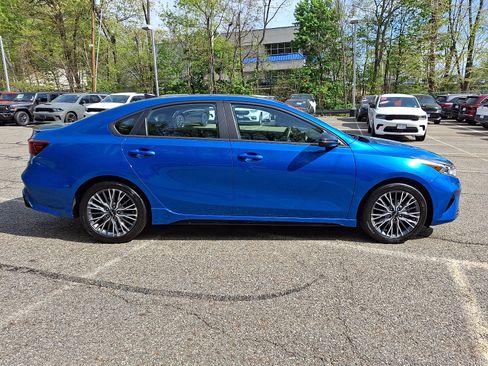 Used 2023 Kia Forte GT-Line w/ GT-Line Premium Package FWD image 8