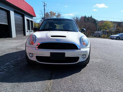 Used 2011 MINI Cooper S image 3