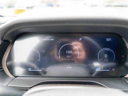 Used 2023 Jeep Grand Cherokee Limited AWD/4WD image 26