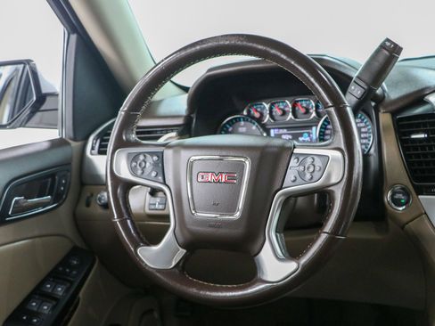 Used 2020 GMC Yukon SLT w/ Premium Edition RWD image 13