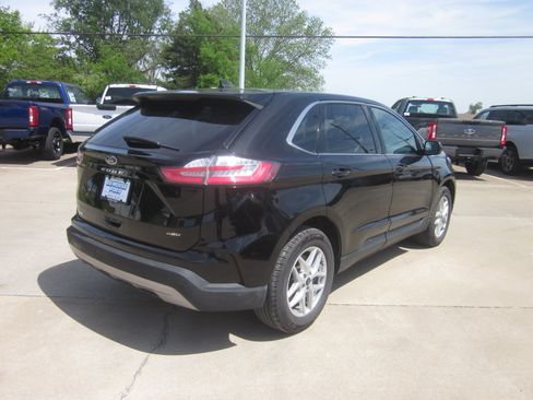 Used 2024 Ford Edge SEL AWD/4WD image 6