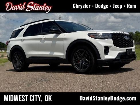 Used 2025 Ford Explorer ST w/ Sun And Sound Package AWD/4WD image 1