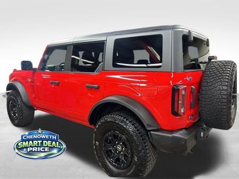 Used 2023 Ford Bronco Wildtrak image 3