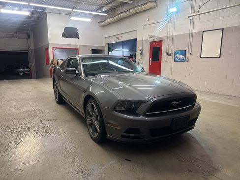 Used 2013 Ford Mustang Premium w/ Electronics Pkg RWD image 1