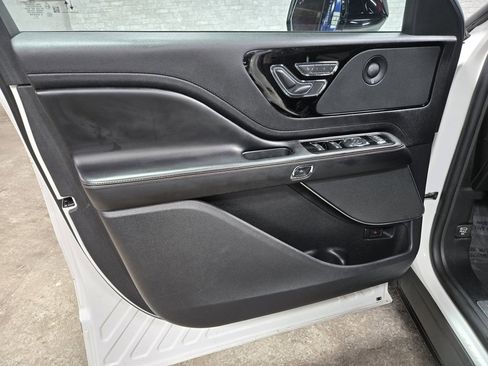 Used 2022 Lincoln Aviator Reserve w/ Equipment Group 201A image 7