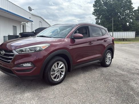 Used 2016 Hyundai Tucson SE w/ Option Group 12 AWD/4WD image 1