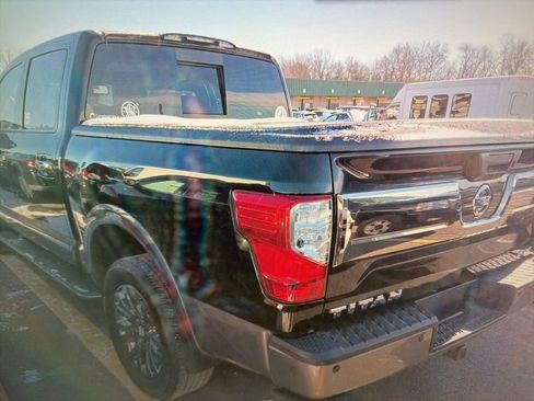 Used 2018 Nissan Titan Platinum Reserve w/ Platinum Utility Package image 2